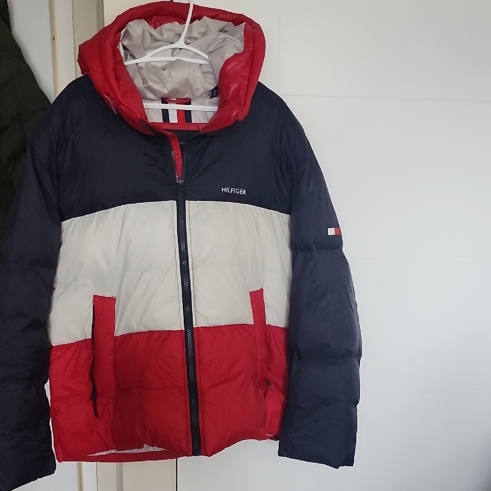 Tommy Hilfiger Size XL Colorblock Jacket - Red, White, and Blue